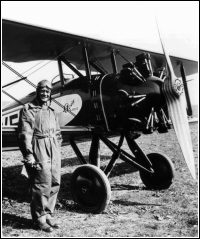 Slavný letecký akrobat - Fr. Novák a jeho AVIA B-122